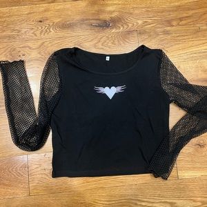 Long fishnet sleeve medium black Y2K shirt